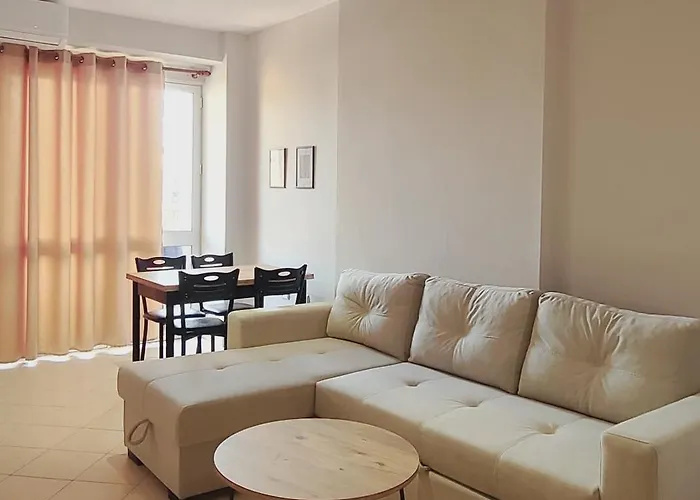 Leones Apartament